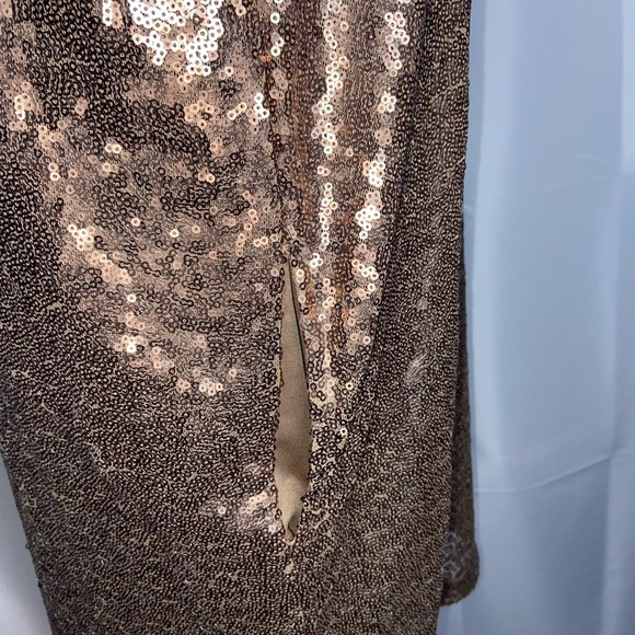 NWT Gold Sequin Scoop Neck Short Casual Dress with pockets size M - Picture 3 of 12